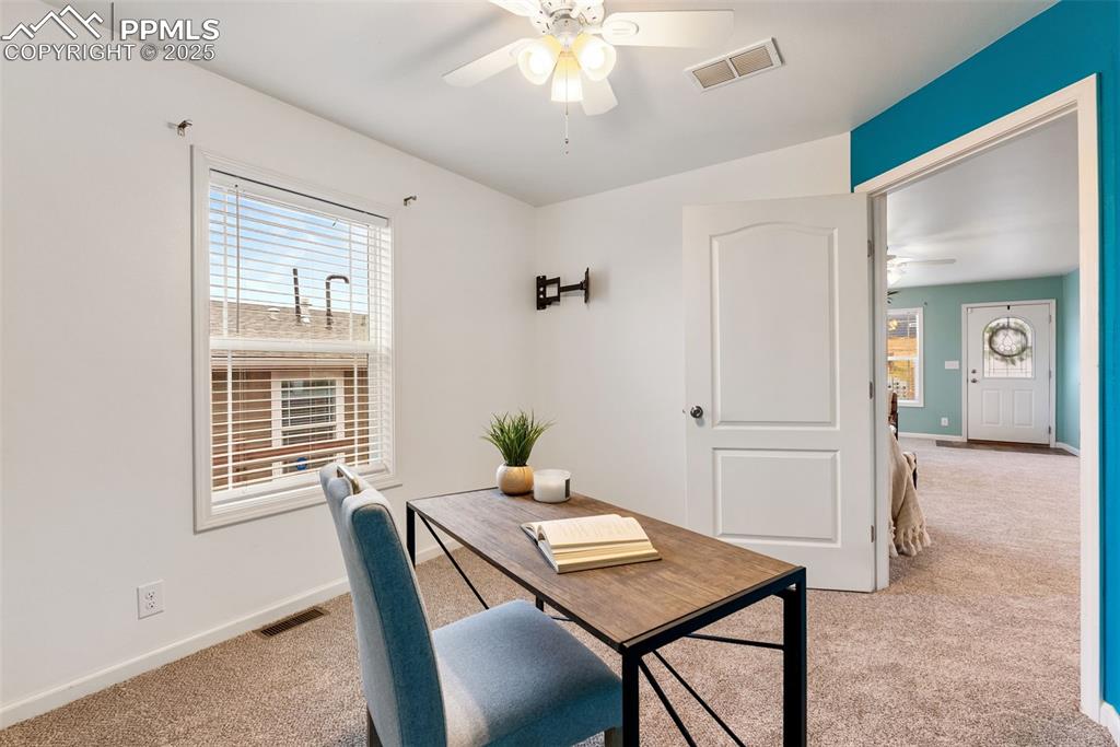 Image 23 of 39: Office