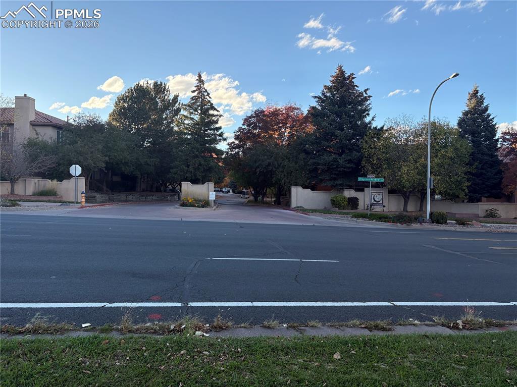 Image 17 of 17: All Floors