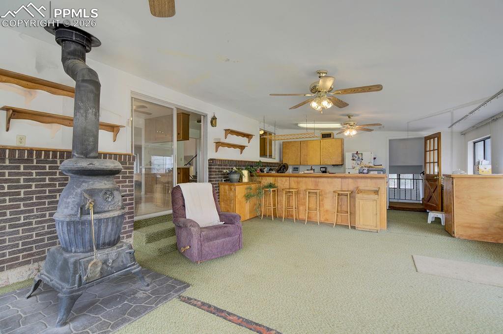 Image 15 of 29: Kitchen