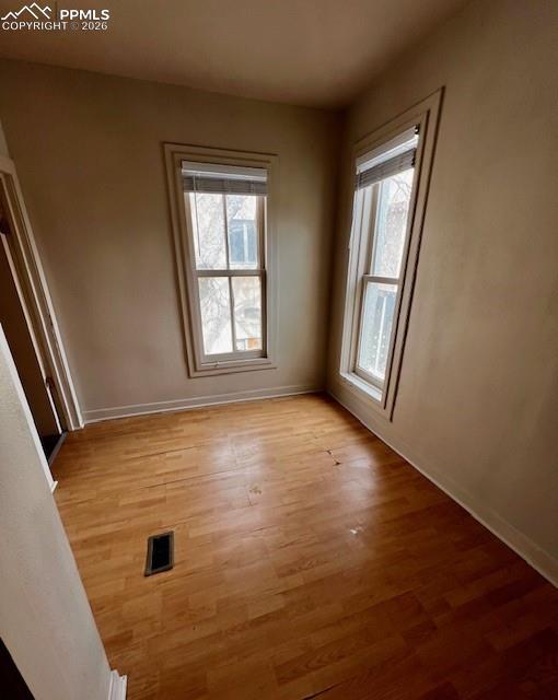 Image 11 of 13: Bedroom of 209.5