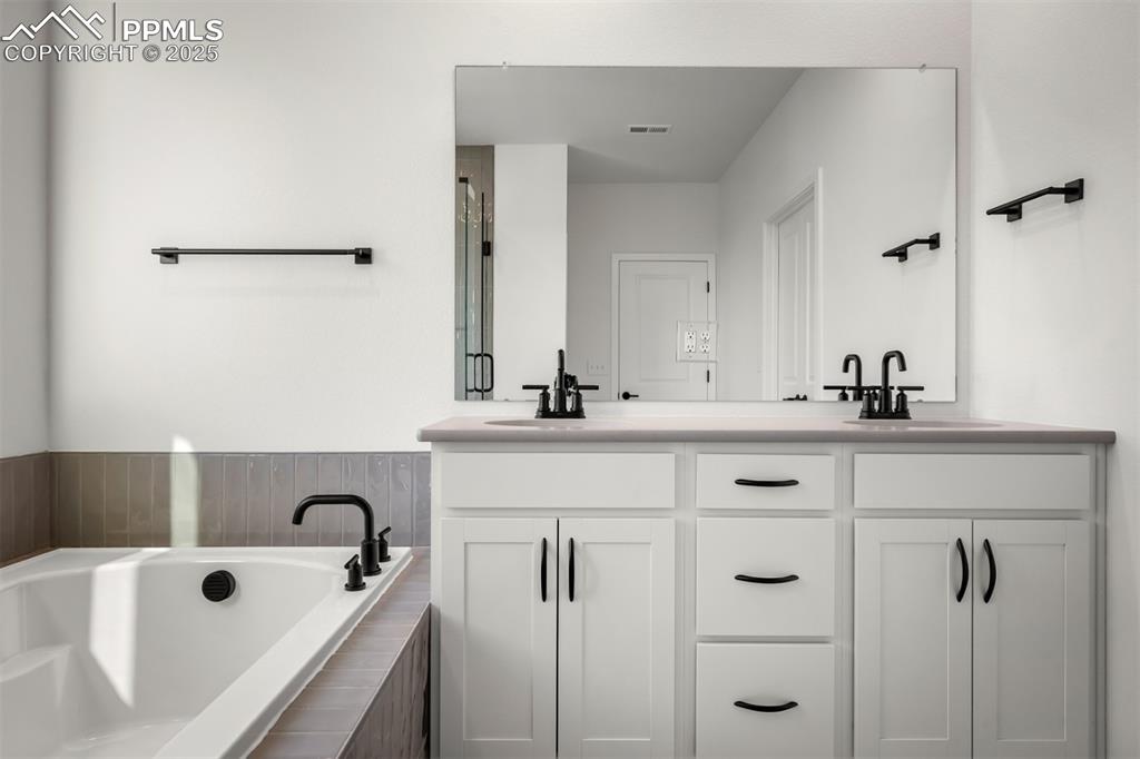 Image 20 of 36: Master Bathroom