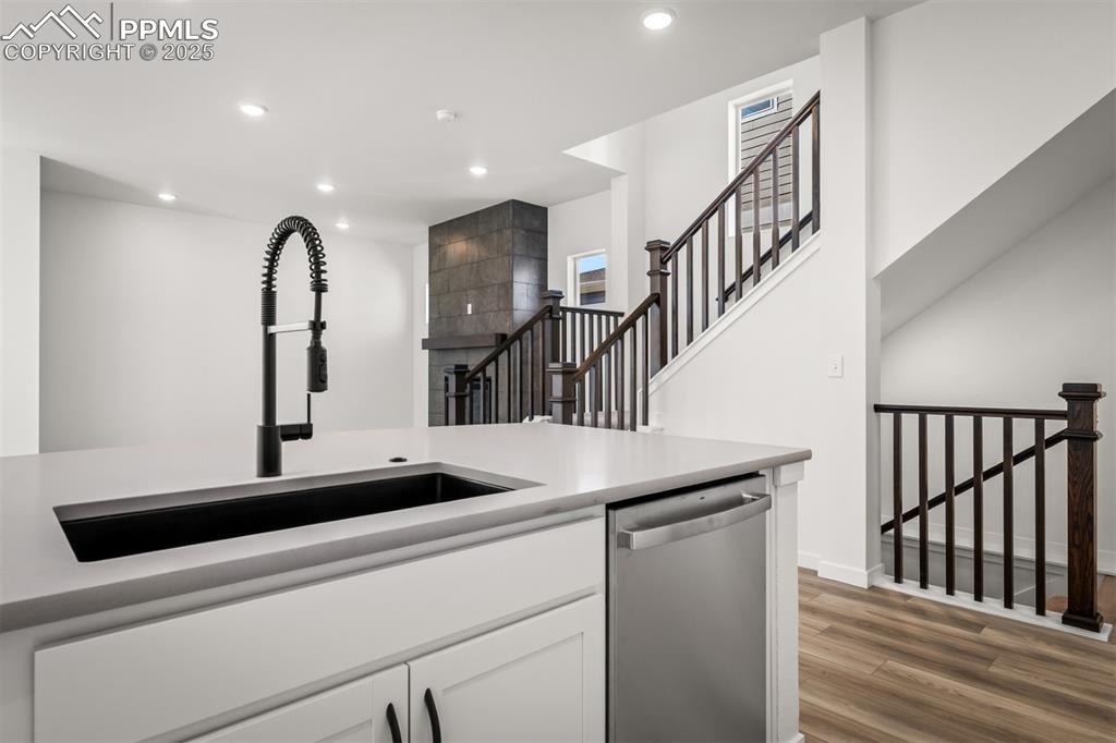 Image 8 of 36: Kitchen