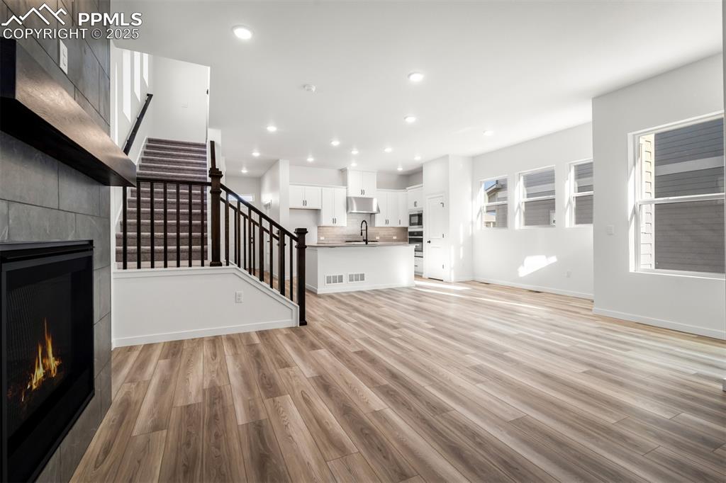 Image 9 of 36: Living Room