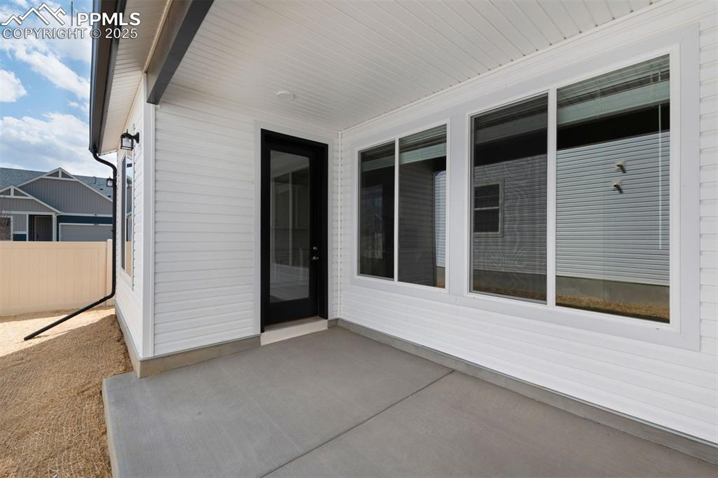 Image 8 of 33: View of patio
