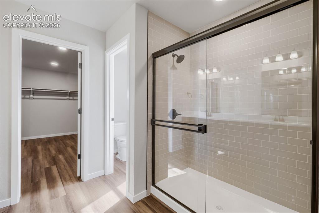 Image 16 of 31: Master Bathroom