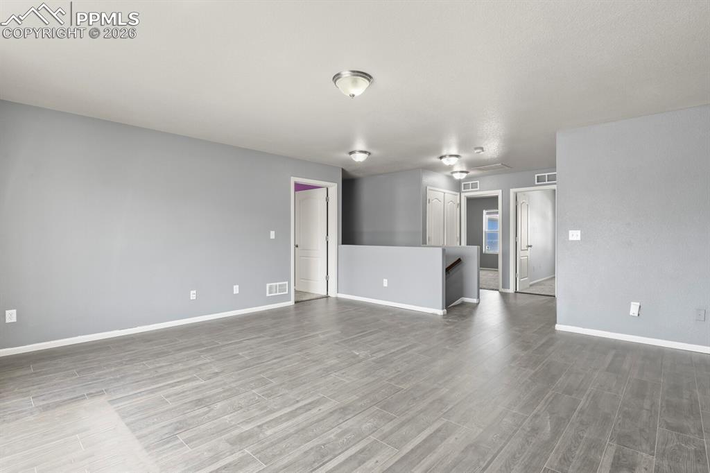 Image 24 of 50: Loft