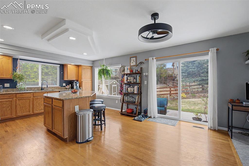 Image 11 of 48: Kitchen