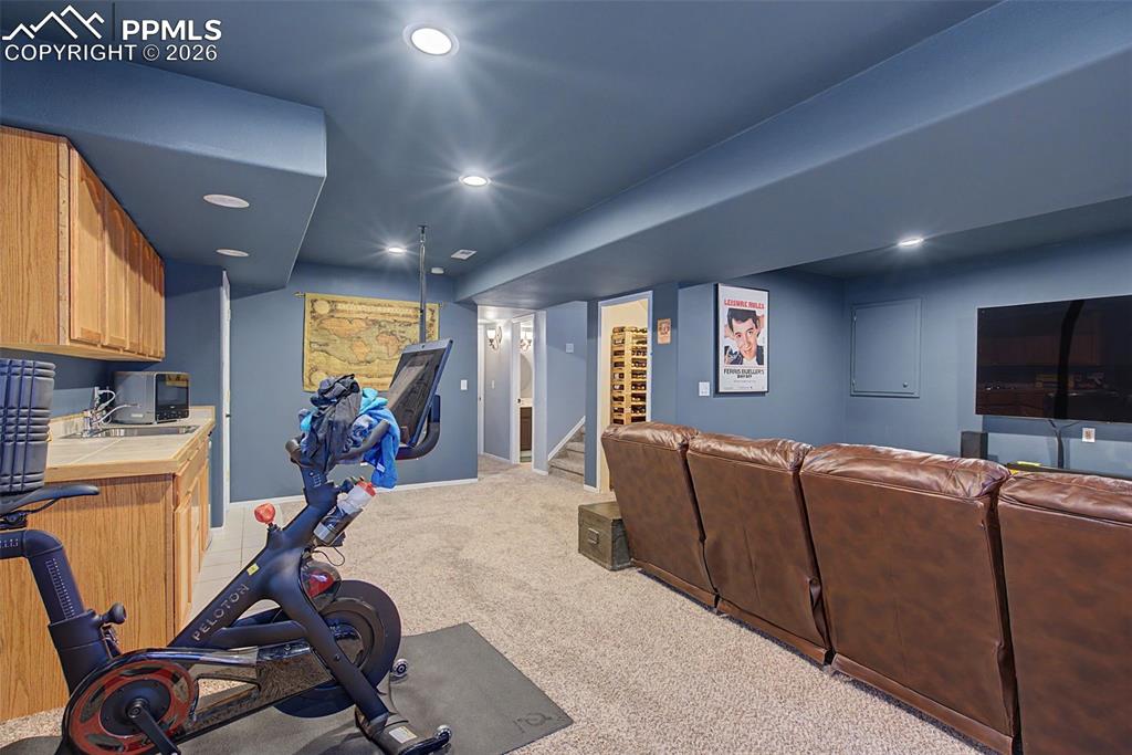 Image 35 of 48: Exercise Room