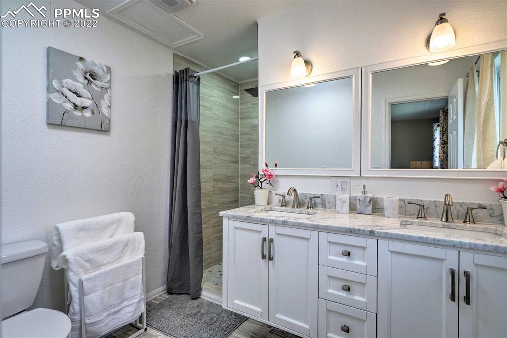 Listing 9752326, Image 11 of 19