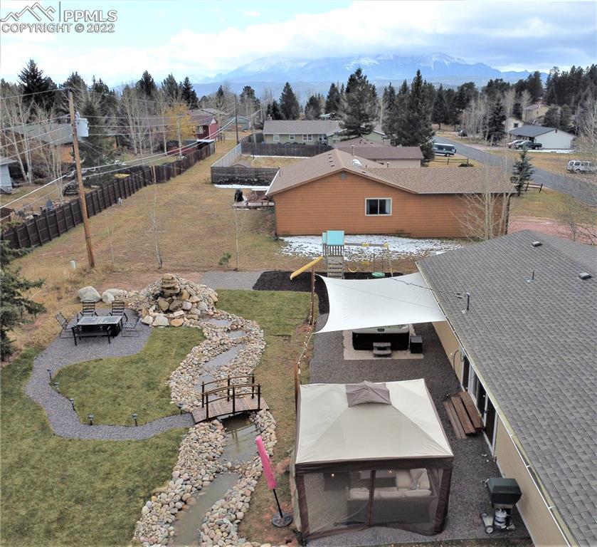 Listing 9752326, Image 14 of 19