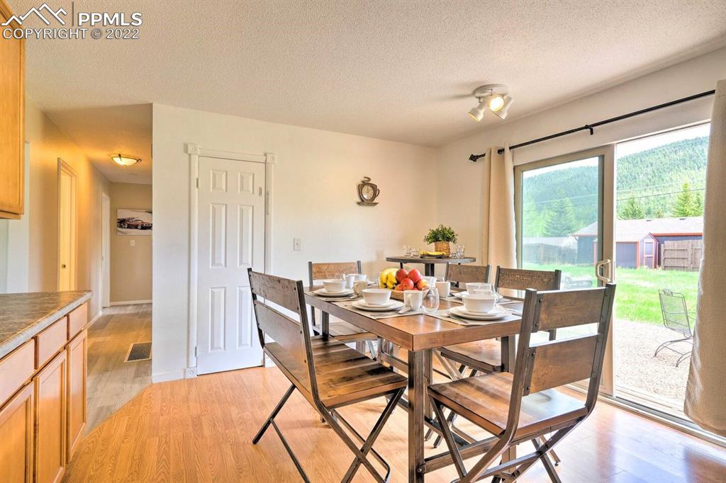 Listing 9752326, Image 3 of 19