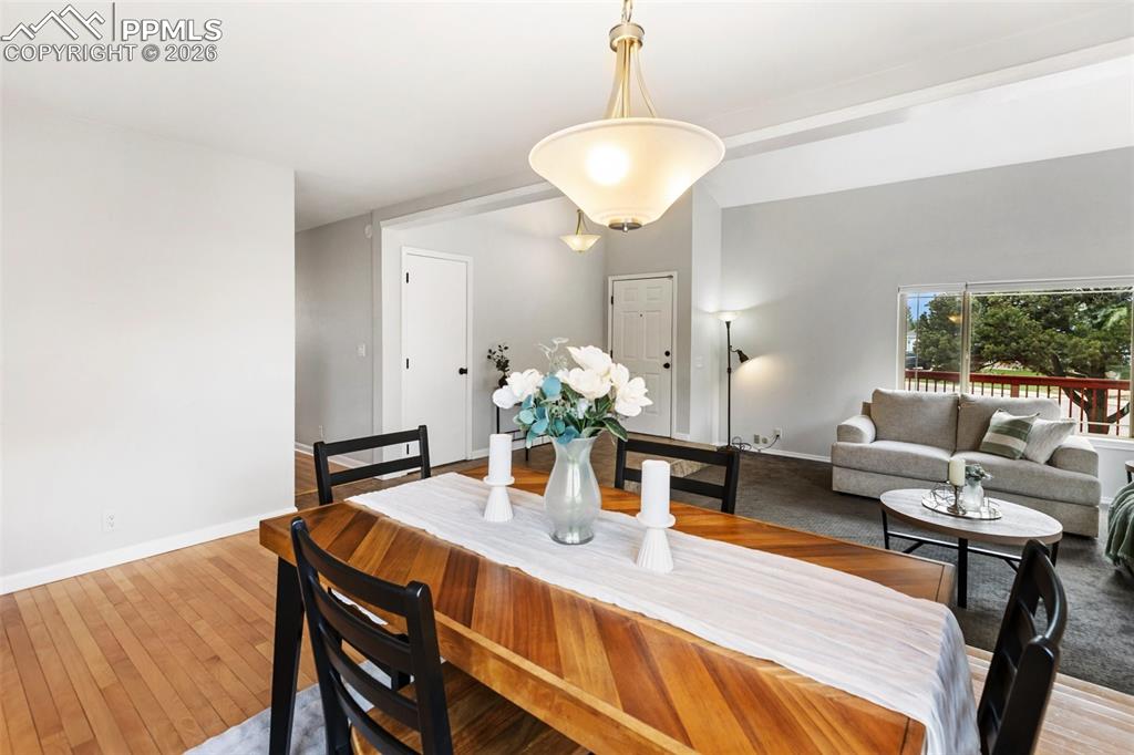 Image 11 of 43: Dining Area