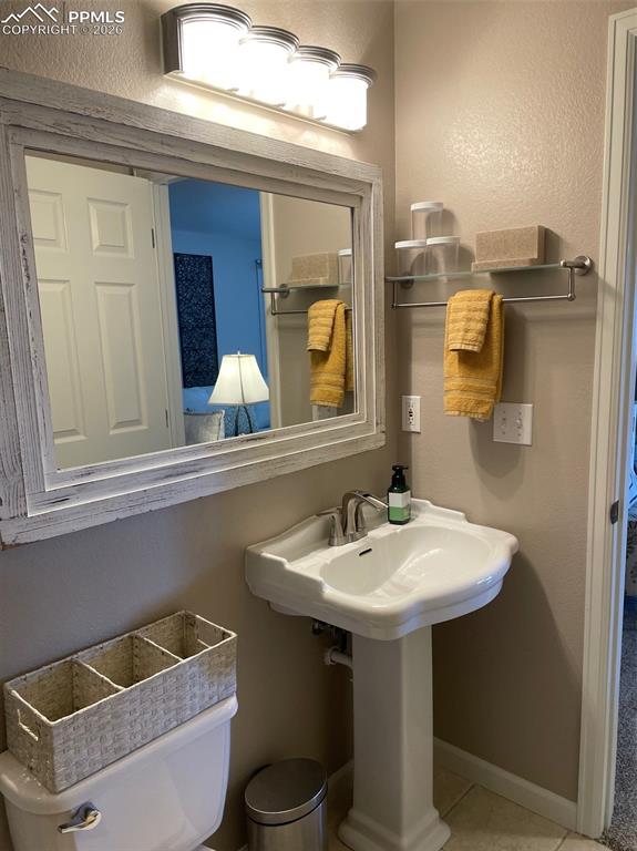 Image 43 of 49: Bathroom