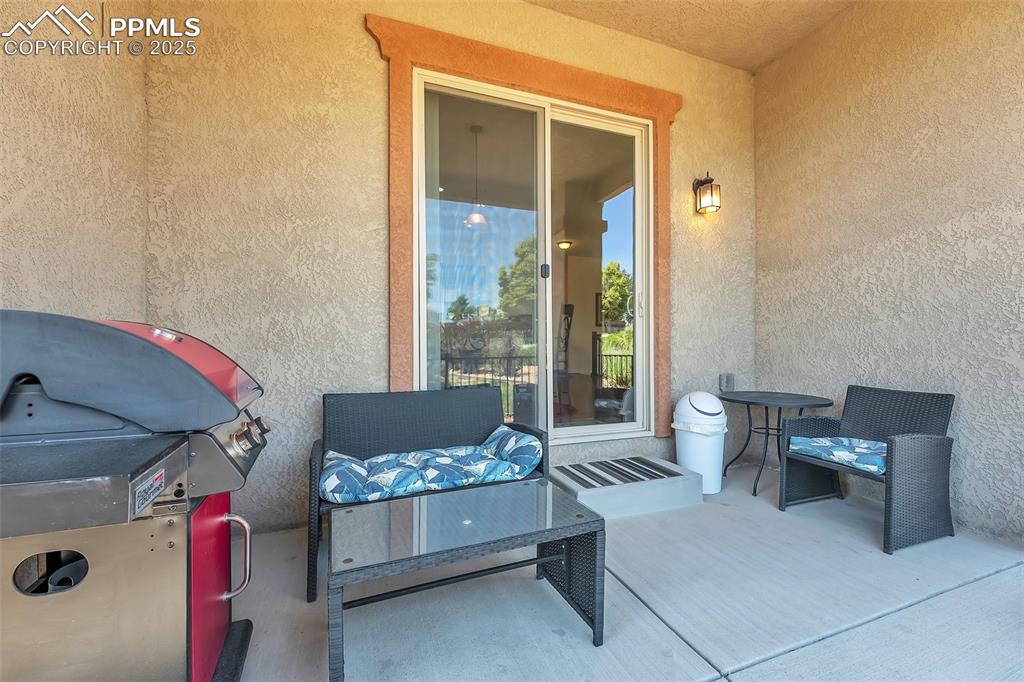 Image 34 of 50: Patio