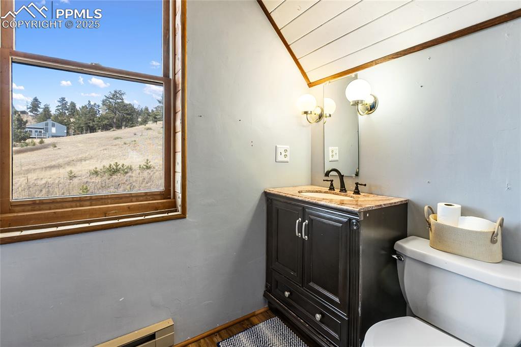 Image 29 of 42: Loft