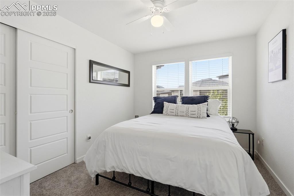 Image 17 of 29: Bedroom