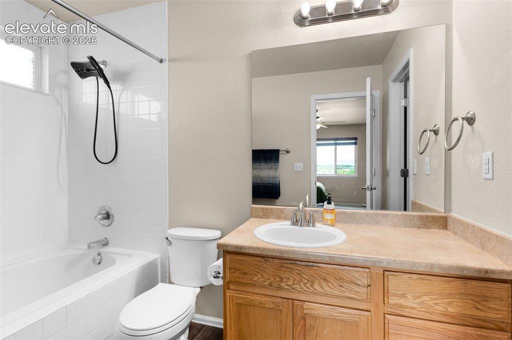 Image 31 of 47: Master Bathroom