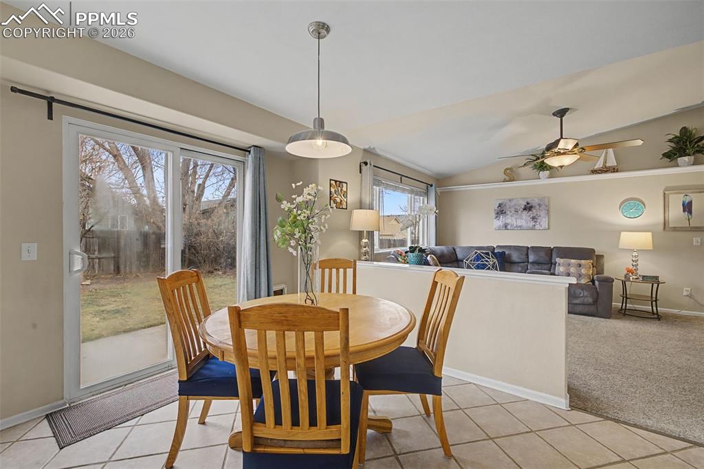 Image 17 of 37: Dining Area