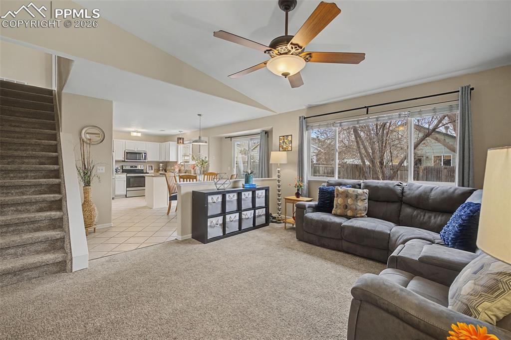 Image 9 of 37: Family Room