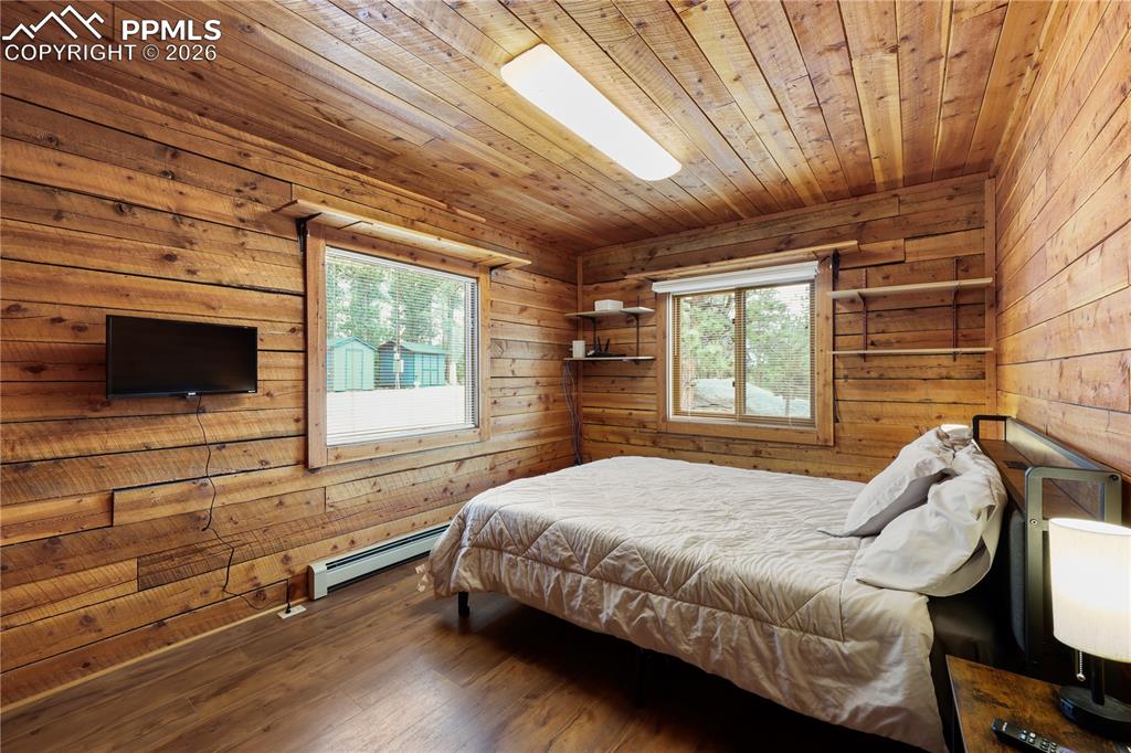 Image 26 of 49: Bedroom 2