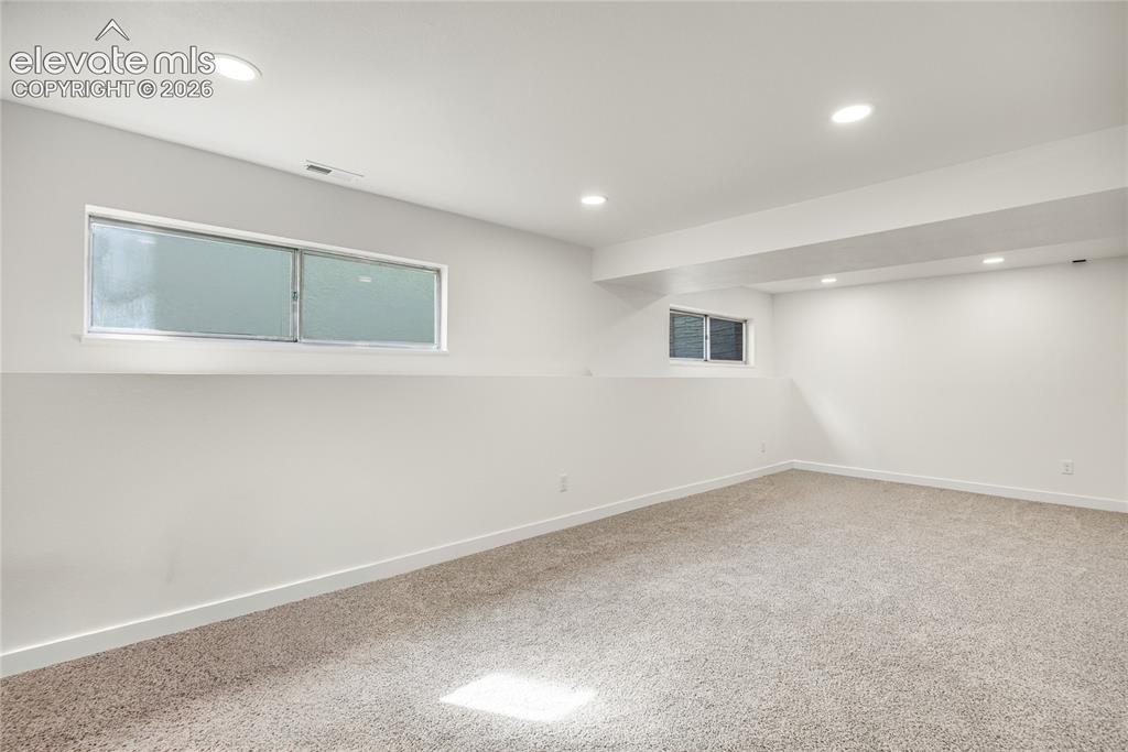 Image 17 of 24: Basement bonus room