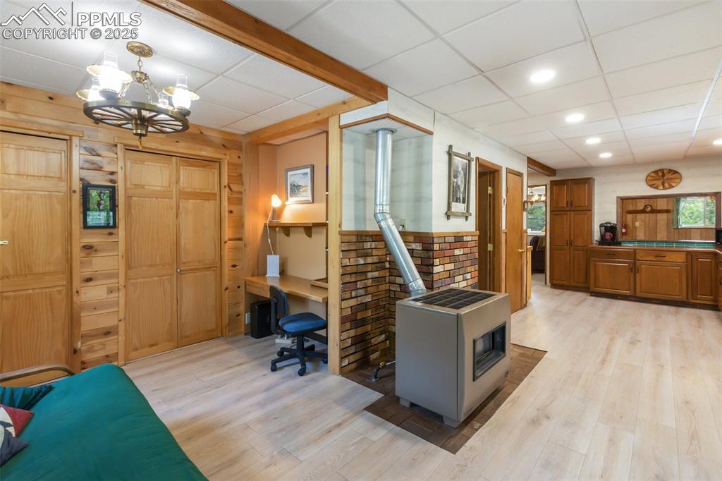 Image 12 of 38: Office