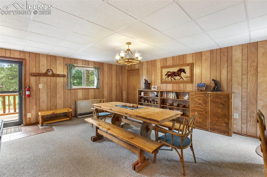 Image 7 of 38: Dining Area