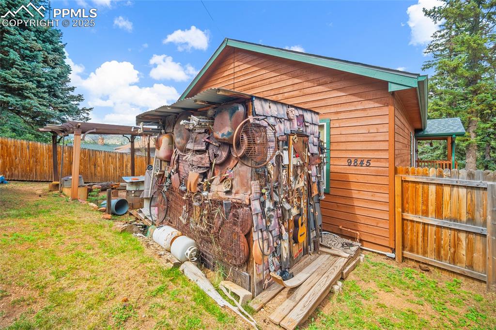 Image 37 of 50: Out Buildings