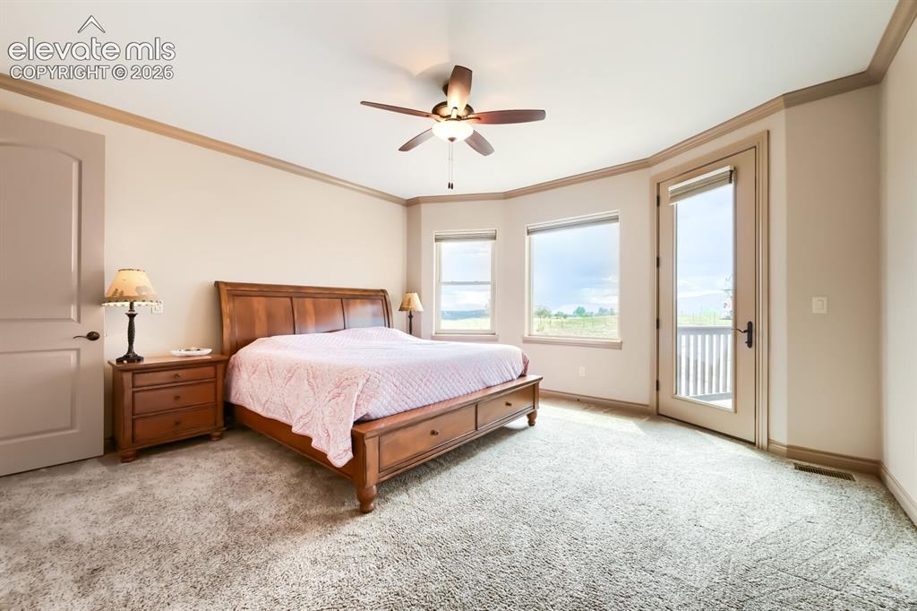 Image 19 of 49: Bedroom