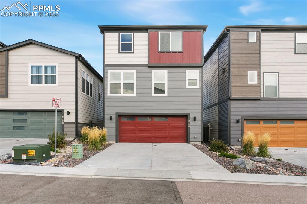 Image 36 of 40: Front of Structure