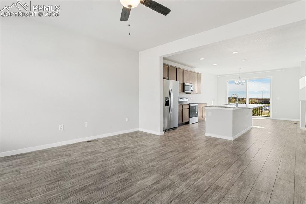 Image 4 of 40: Living Room