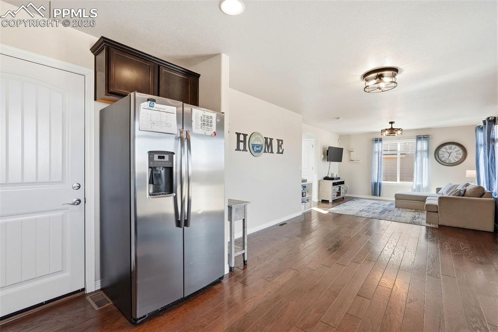 Image 14 of 38: Kitchen