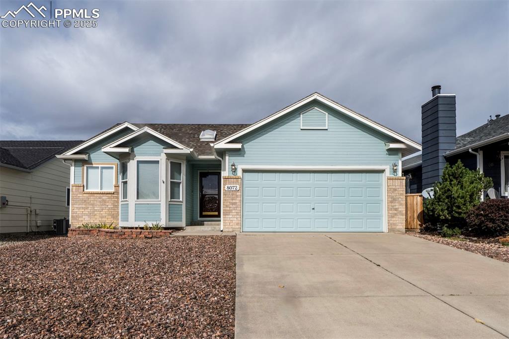 Image 3 of 30: Single story home