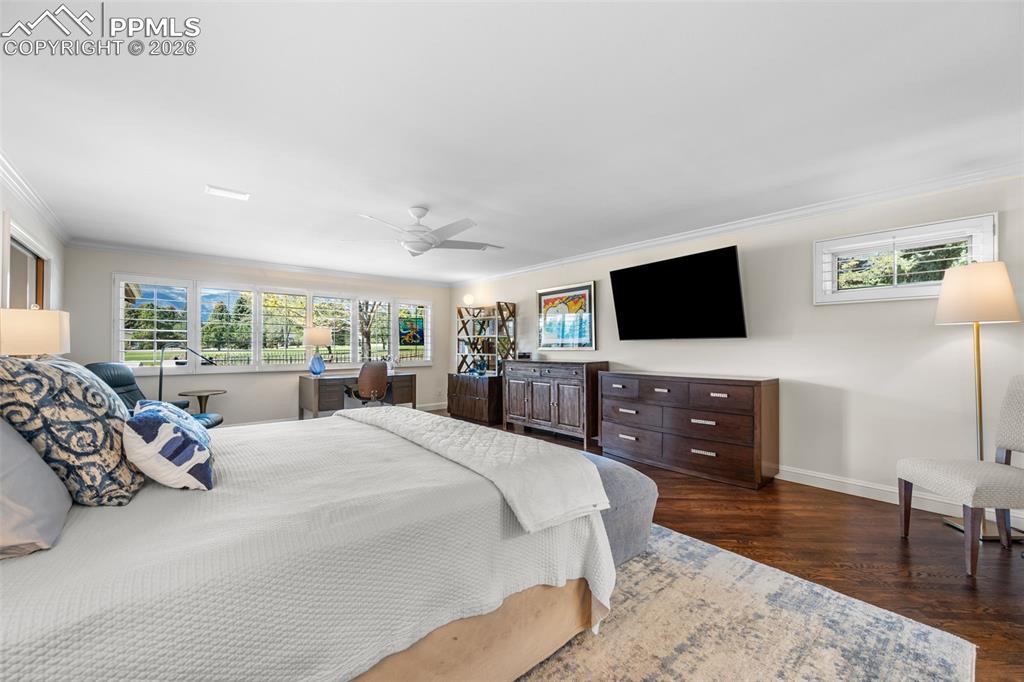 Image 14 of 50: Master Bedroom