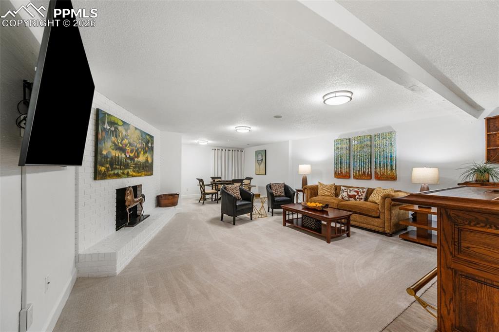 Image 24 of 50: Family Room