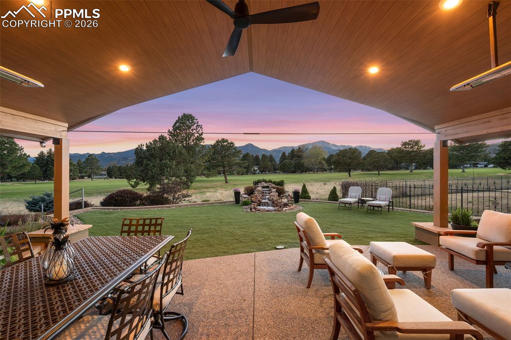 Image 32 of 50: Patio