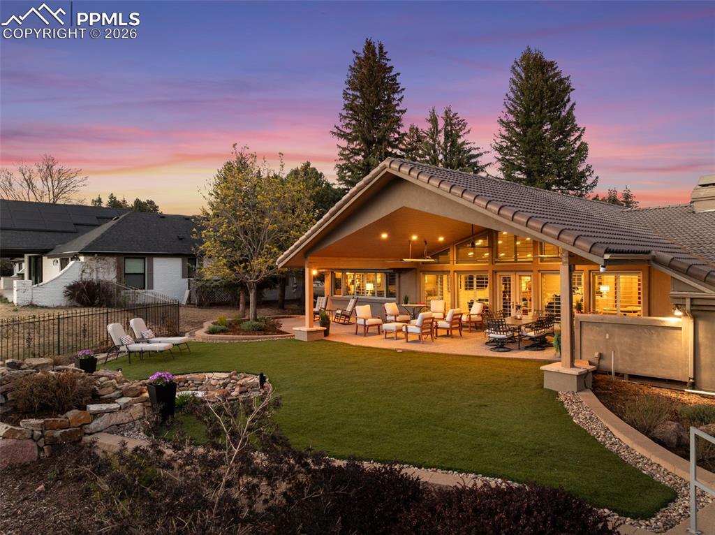 Image 41 of 50: Back of Structure