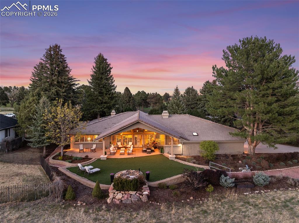 Image 42 of 50: Back of Structure