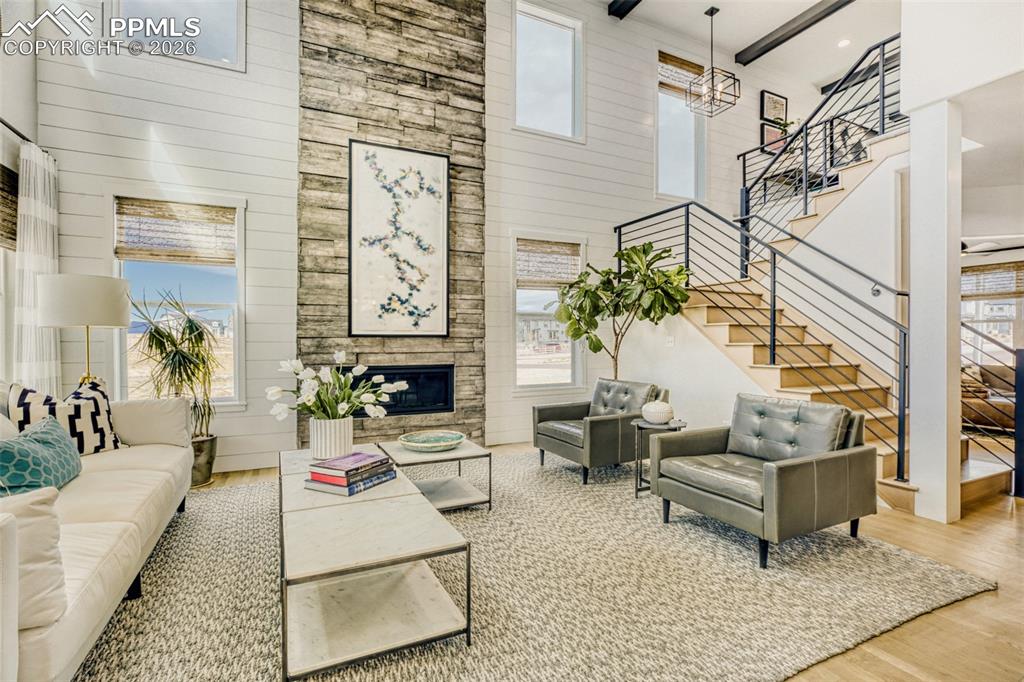 Image 2 of 27: Living Room