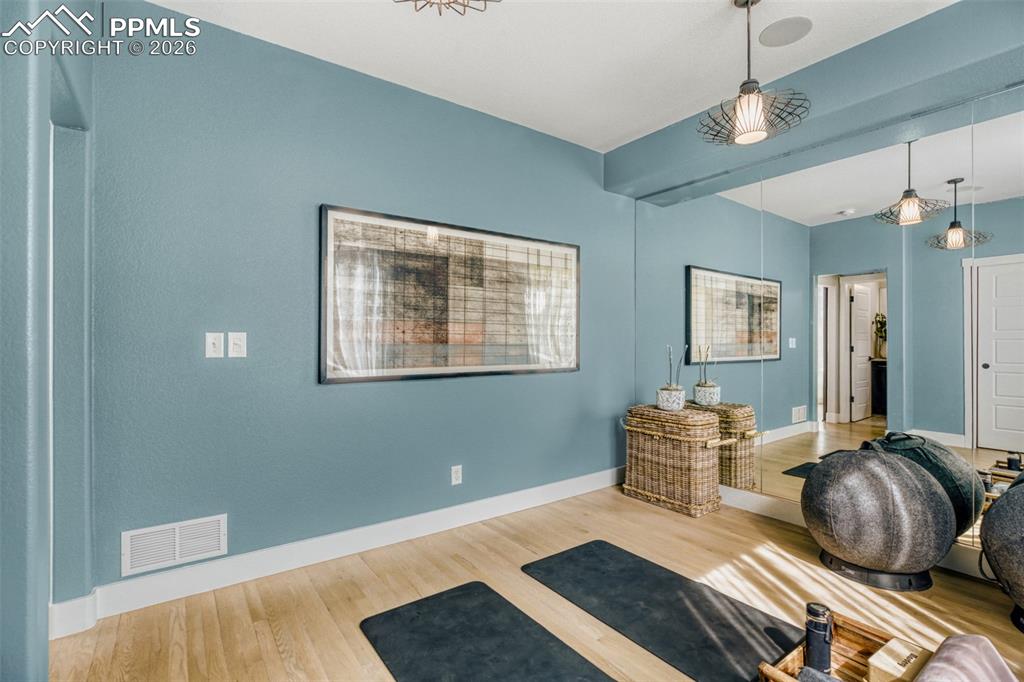 Image 9 of 27: Exercise Room