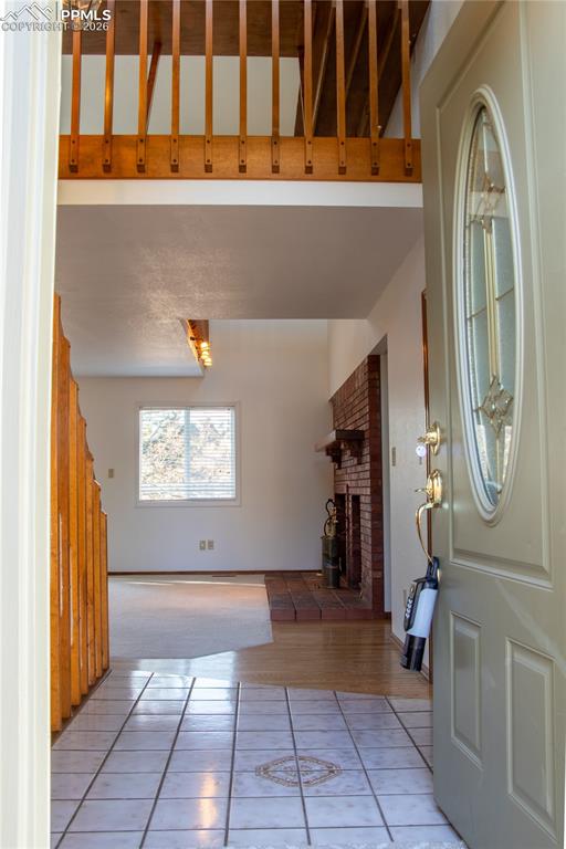 Image 4 of 42: Entry