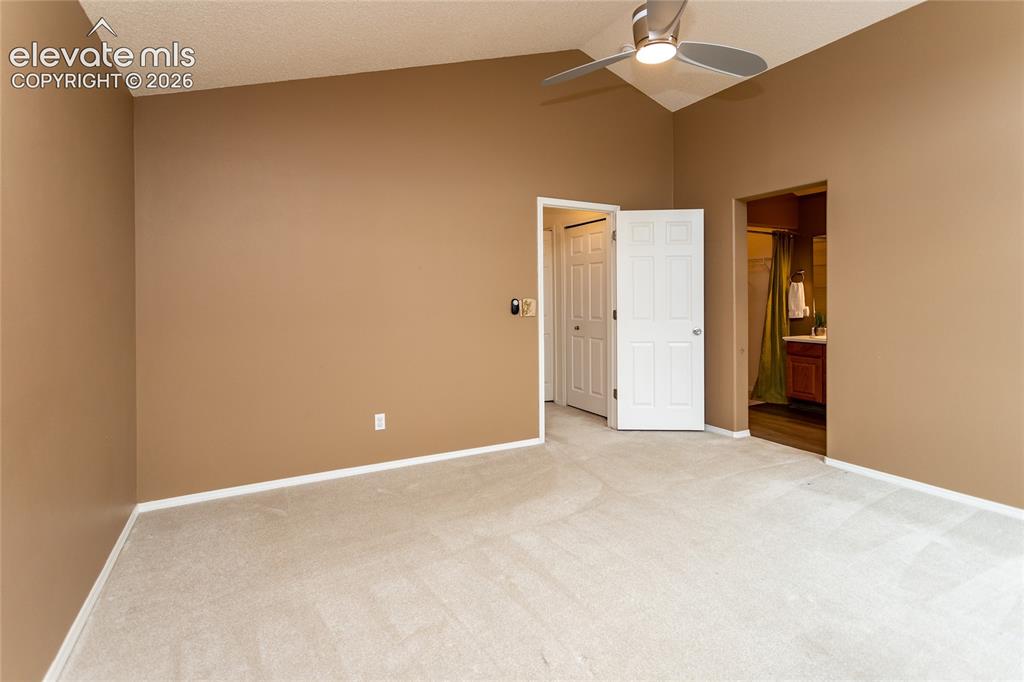 Image 18 of 43: Bedroom