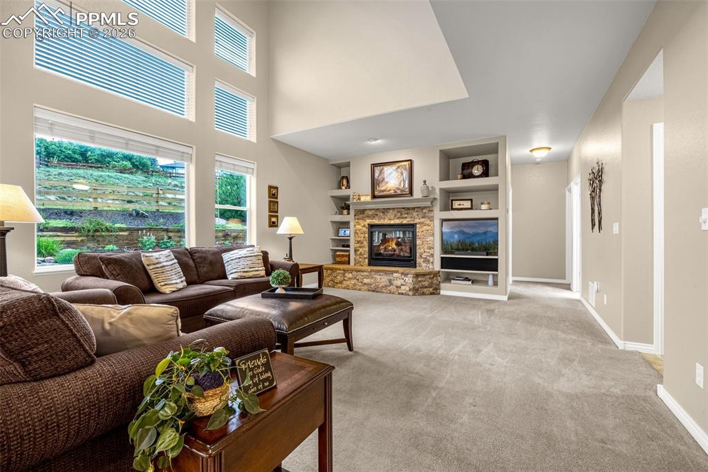 Image 14 of 49: Living Room