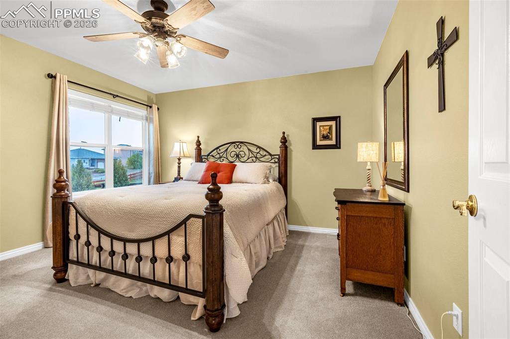 Image 22 of 49: Bedroom