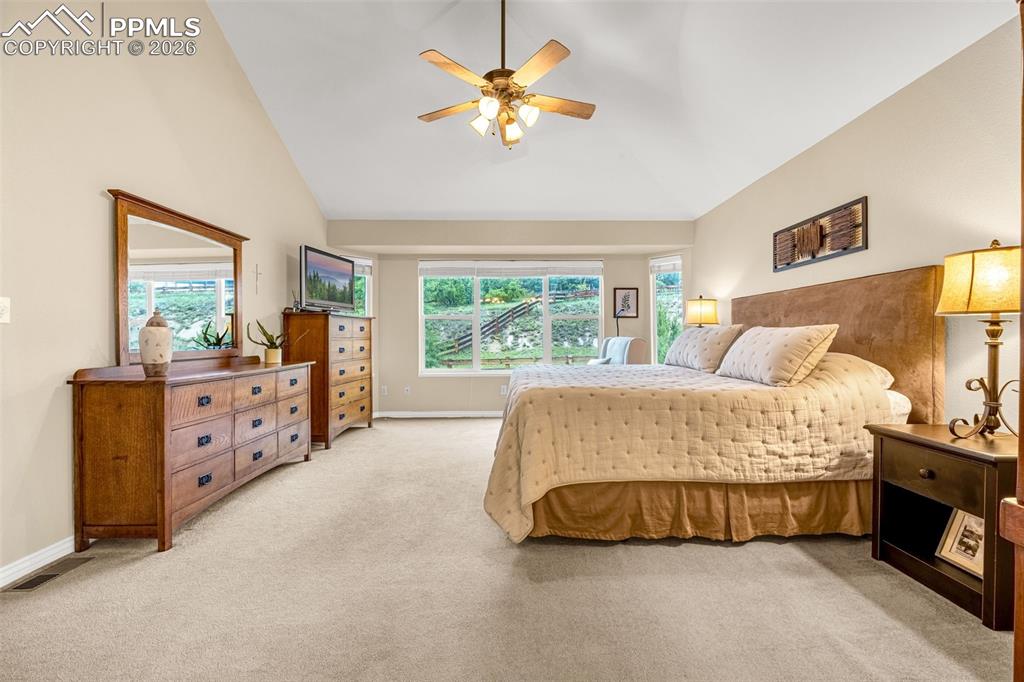 Image 26 of 49: Bedroom