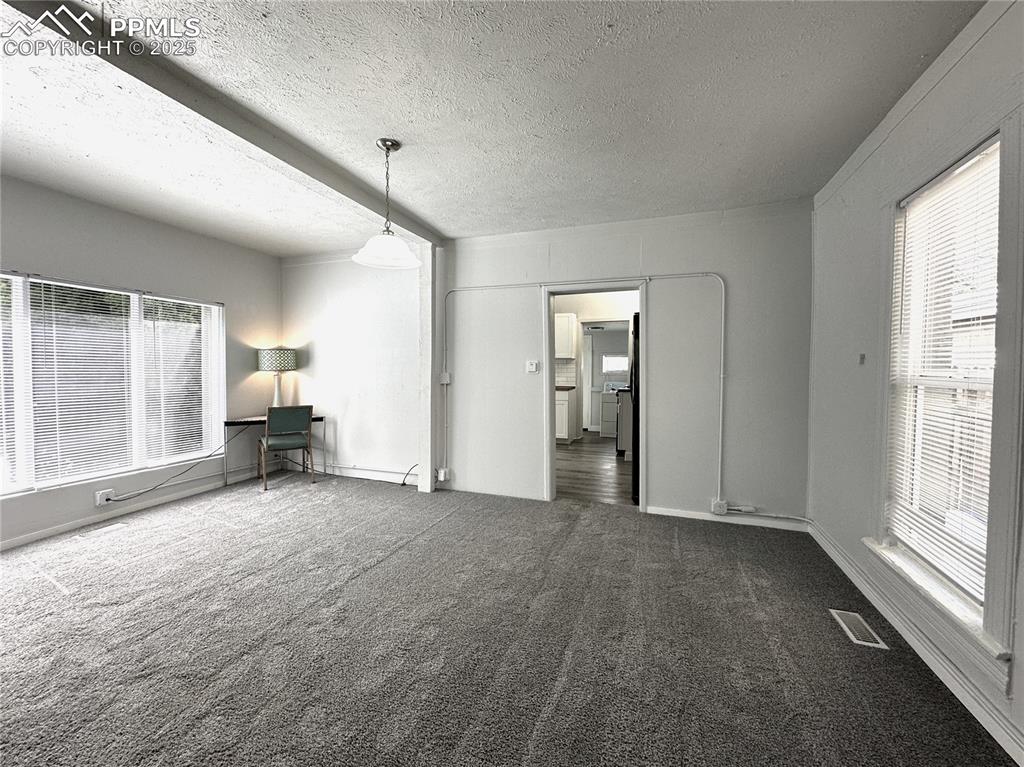 Image 5 of 24: Living Room