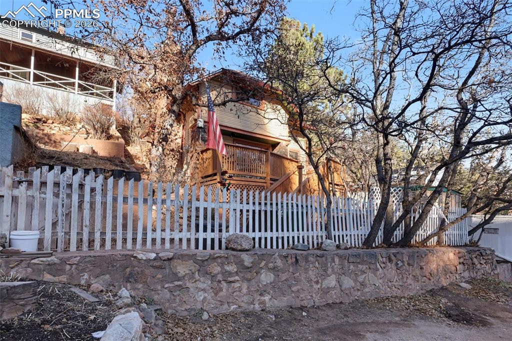 Image 17 of 17: Front of Structure