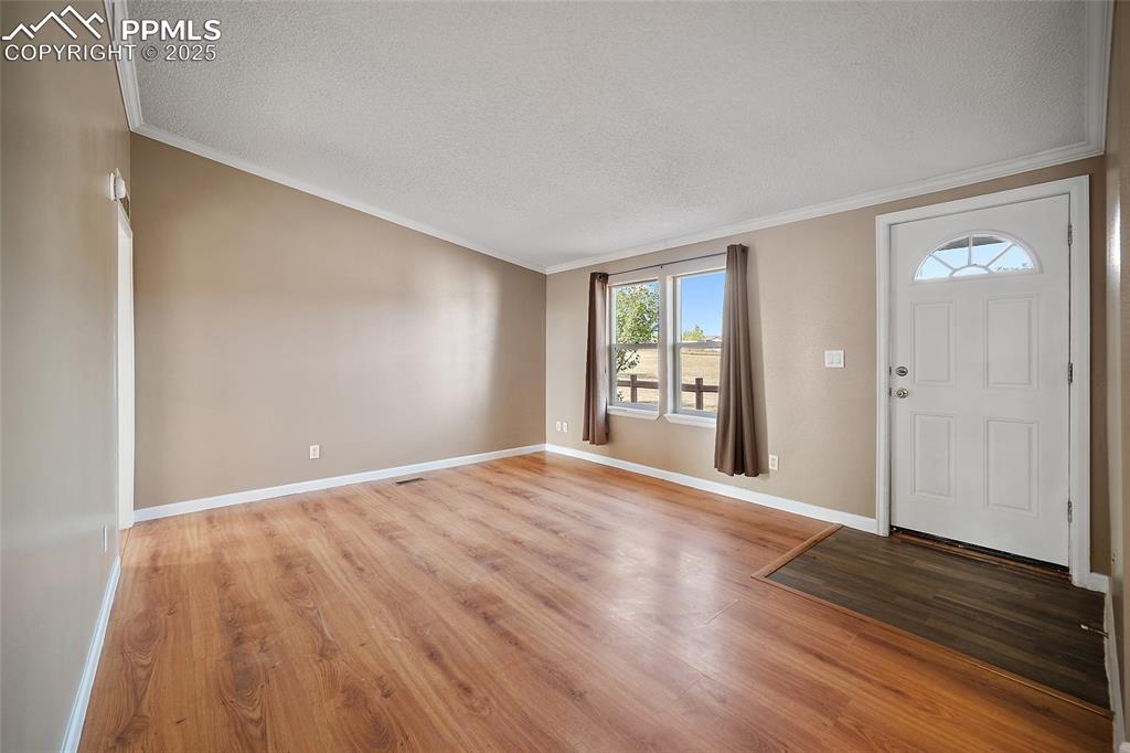 Image 4 of 43: Living Room