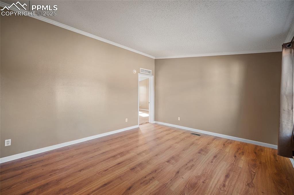 Image 6 of 43: Living Room