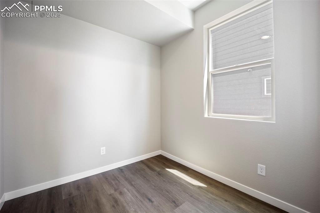 Image 13 of 47: Office